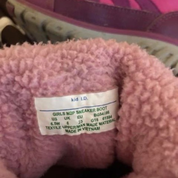 Toddler 6.5 winter boots - Picture 4 of 4